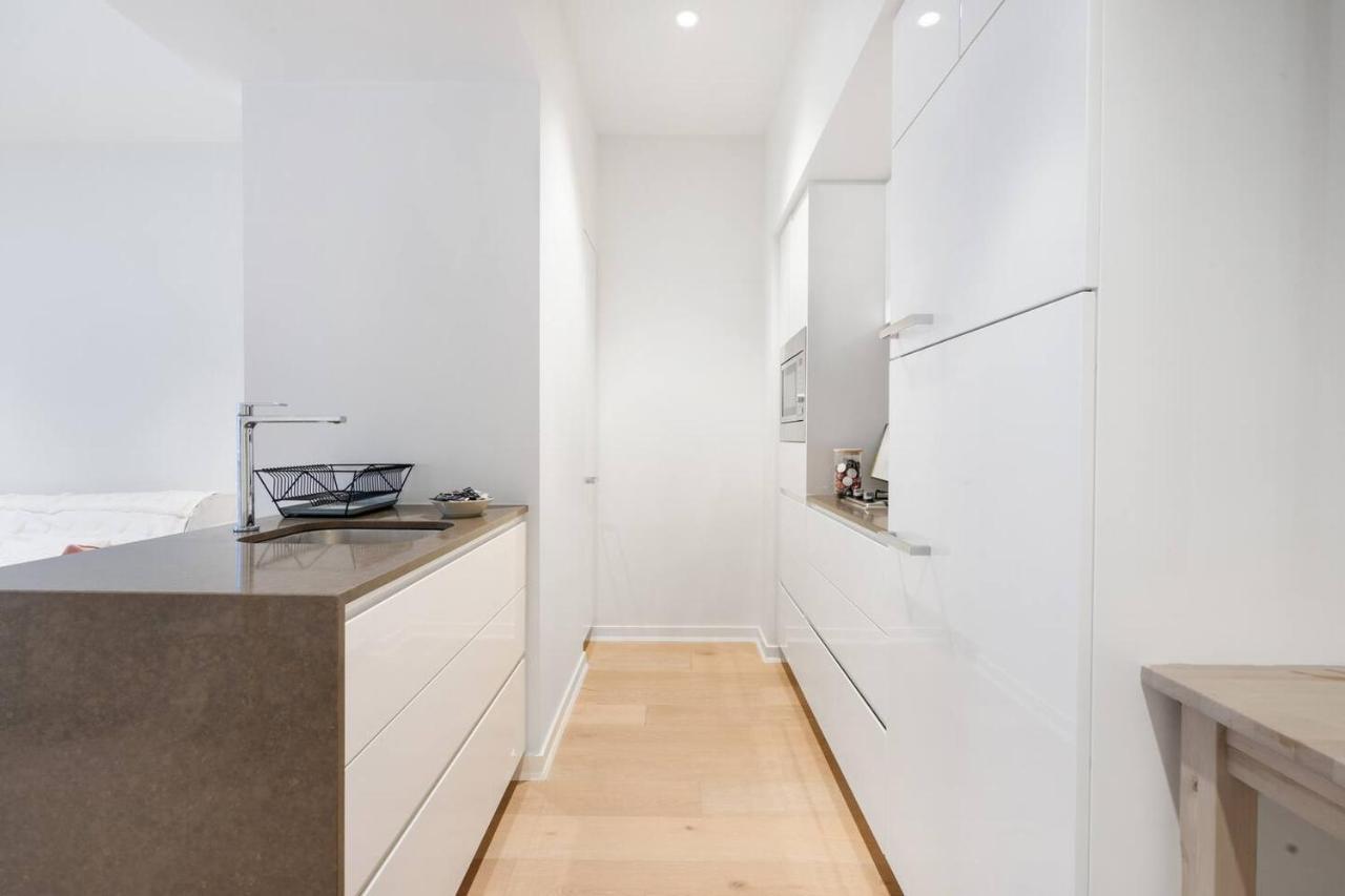 Refined City Pad In Central Melbourne With Poolアパートメント エクステリア 写真